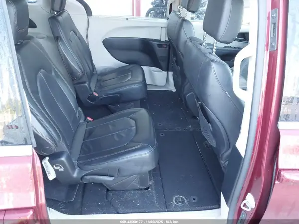 2C4RC1BG2LR125218 2020 CHRYSLER PACIFICA - Image 8