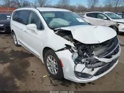 2C4RC1BG2LR137644 2020 CHRYSLER PACIFICA