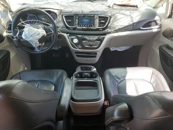 2C4RC1BG2LR209328 2020 CHRYSLER PACIFICA - Image 8