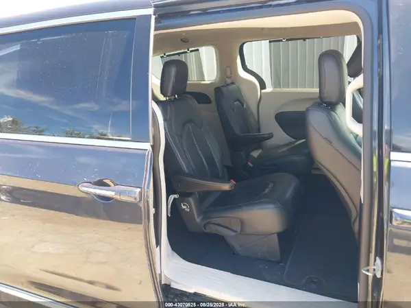 2C4RC1BG2LR276169 2020 CHRYSLER PACIFICA - Image 8
