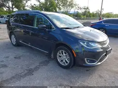 2C4RC1BG2LR280268 2020 CHRYSLER PACIFICA