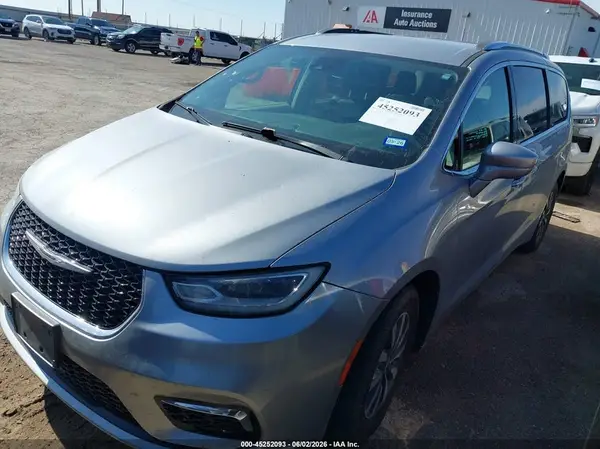 2C4RC1BG2MR512045 2021 CHRYSLER PACIFICA - Image 2
