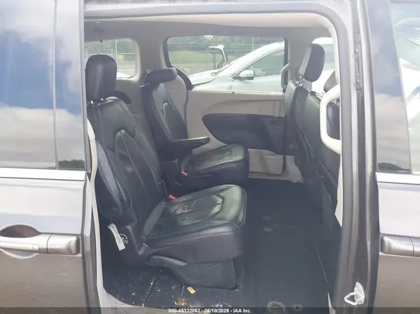 2C4RC1BG2MR512398 2021 CHRYSLER PACIFICA - Image 8