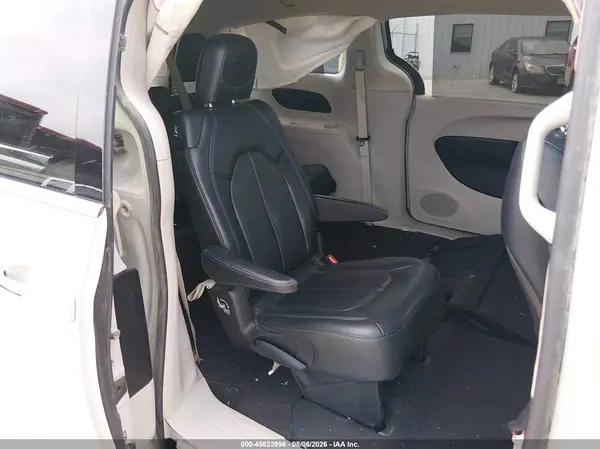 2C4RC1BG2MR528696 2021 CHRYSLER PACIFICA - Image 8