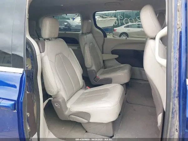 2C4RC1BG2MR533655 2021 CHRYSLER PACIFICA - Image 8