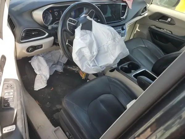 2C4RC1BG2MR588591 2021 CHRYSLER PACIFICA - Image 8