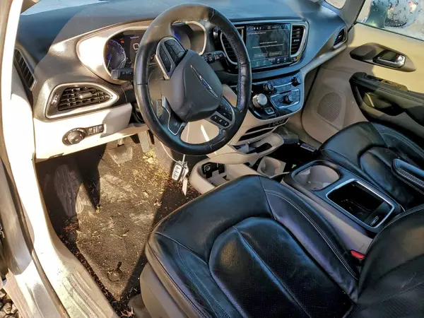 2C4RC1BG2MR595704 2021 CHRYSLER PACIFICA - Image 8