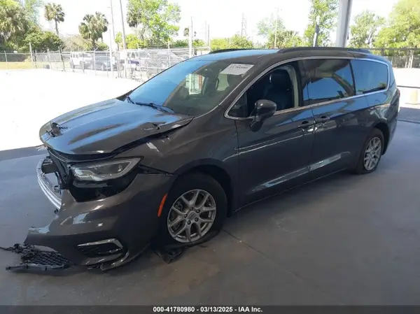 2C4RC1BG2NR111919 2022 CHRYSLER PACIFICA - Image 2