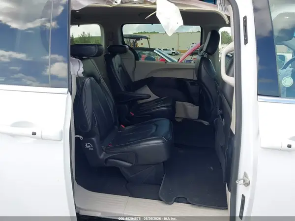 2C4RC1BG2NR138652 2022 CHRYSLER PACIFICA - Image 8