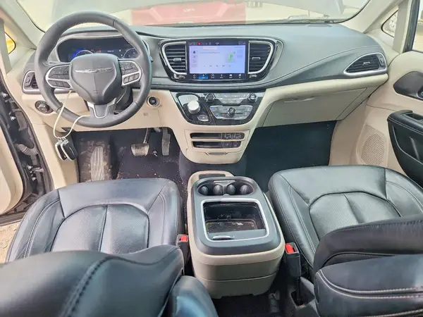 2C4RC1BG2NR145889 2022 CHRYSLER PACIFICA - Image 8