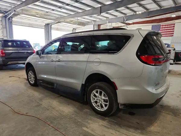 2C4RC1BG2NR173157 2022 CHRYSLER PACIFICA - Image 2