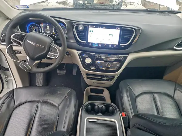 2C4RC1BG2NR215245 2022 CHRYSLER PACIFICA - Image 8