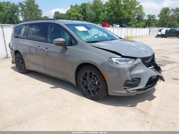 2C4RC1BG2PR505665 2023 CHRYSLER PACIFICA - Image 1