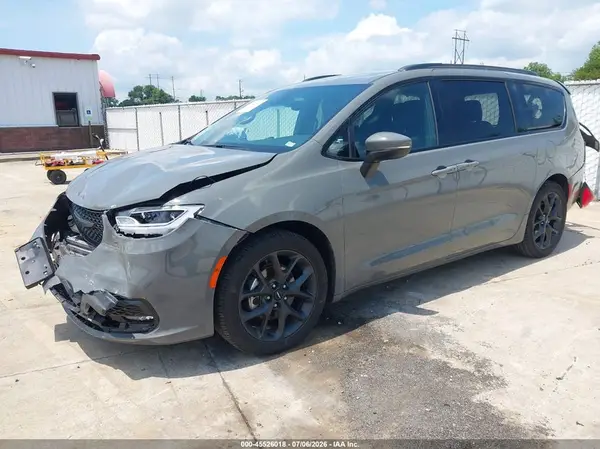 2C4RC1BG2PR505665 2023 CHRYSLER PACIFICA - Image 2