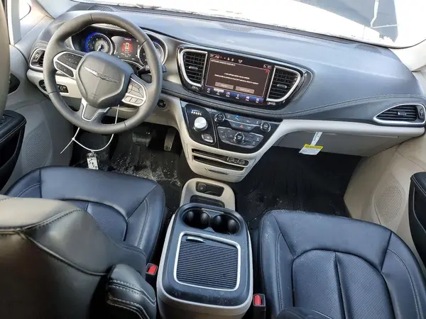 2C4RC1BG2PR505701 2023 CHRYSLER PACIFICA - Image 8