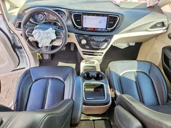 2C4RC1BG2PR511384 2023 CHRYSLER PACIFICA - Image 8