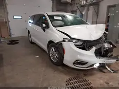 2C4RC1BG2PR524331 2023 CHRYSLER PACIFICA