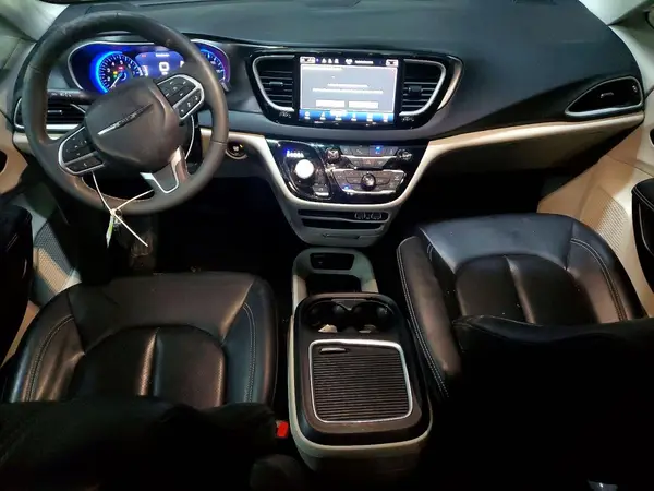 2C4RC1BG2PR531408 2023 CHRYSLER PACIFICA - Image 8