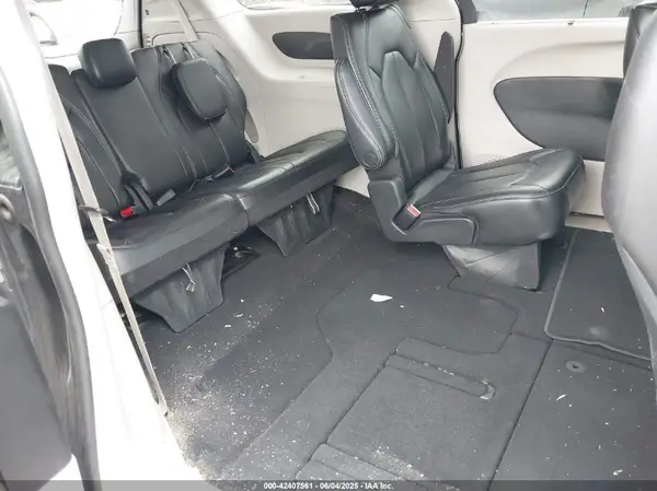 2C4RC1BG2PR534793 2023 CHRYSLER PACIFICA - Image 8