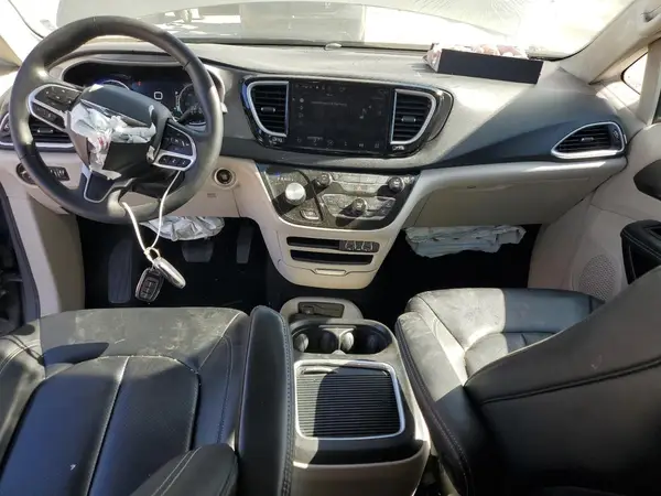 2C4RC1BG2PR536012 2023 CHRYSLER PACIFICA - Image 8