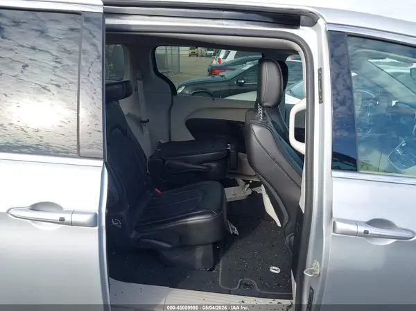 2C4RC1BG2PR536639 2023 CHRYSLER PACIFICA - Image 8