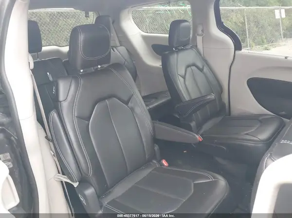 2C4RC1BG2PR559774 2023 CHRYSLER PACIFICA - Image 8
