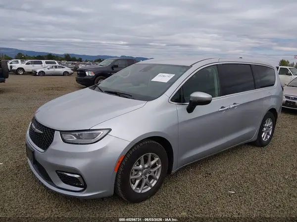 2C4RC1BG2PR571682 2023 CHRYSLER PACIFICA - Image 2
