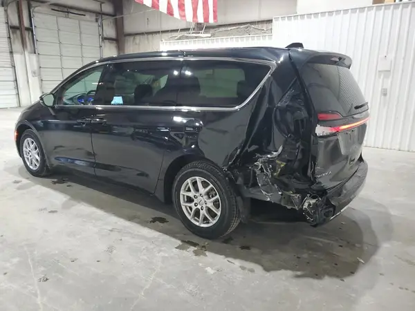 2C4RC1BG2PR620993 2023 CHRYSLER PACIFICA - Image 2