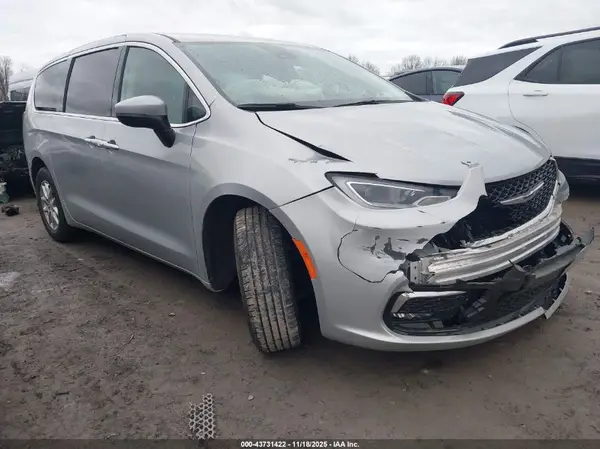 2C4RC1BG2PR624607 2023 CHRYSLER PACIFICA - Image 1