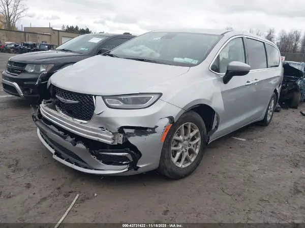 2C4RC1BG2PR624607 2023 CHRYSLER PACIFICA - Image 2