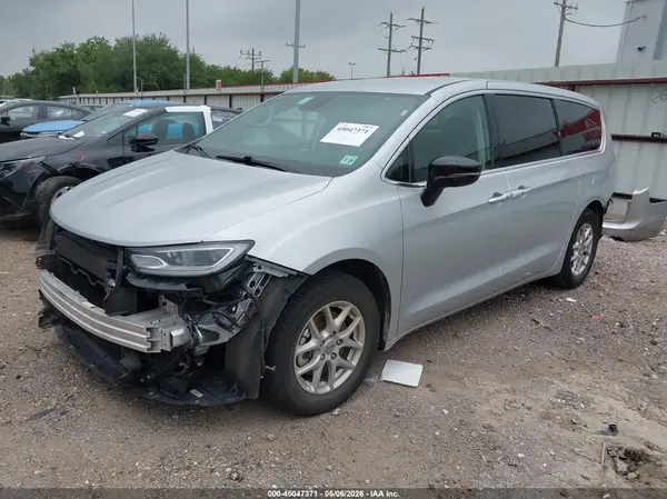 2C4RC1BG2RR132663 2024 CHRYSLER PACIFICA - Image 2