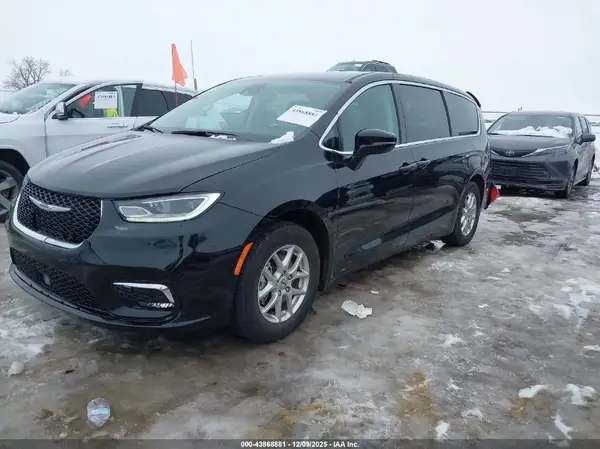2C4RC1BG2RR135322 2024 CHRYSLER PACIFICA - Image 2