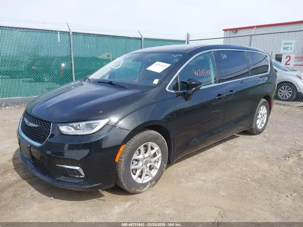 2C4RC1BG2RR139595 2024 CHRYSLER PACIFICA - Image 2