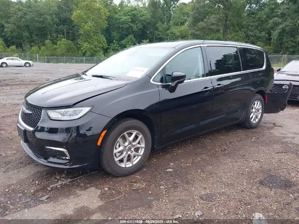 2C4RC1BG2RR149575 2024 CHRYSLER PACIFICA - Image 2