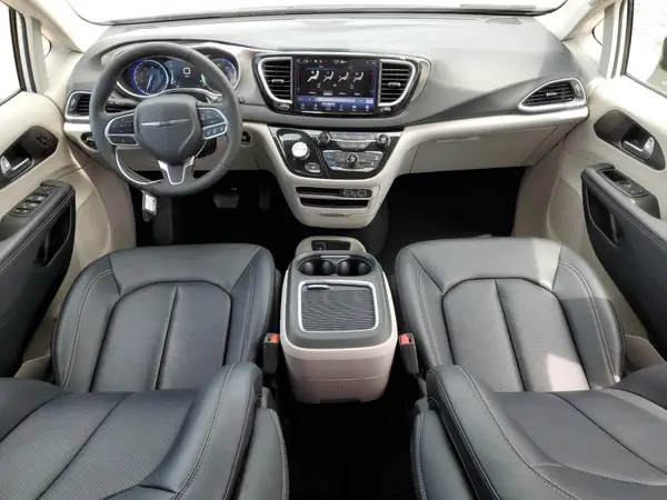 2C4RC1BG2RR156395 2024 CHRYSLER PACIFICA - Image 8