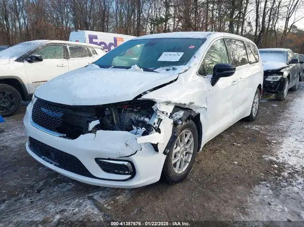 2C4RC1BG2RR159054 2024 CHRYSLER PACIFICA - Image 2