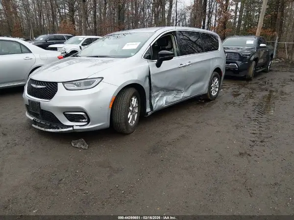 2C4RC1BG2RR162357 2024 CHRYSLER PACIFICA - Image 2