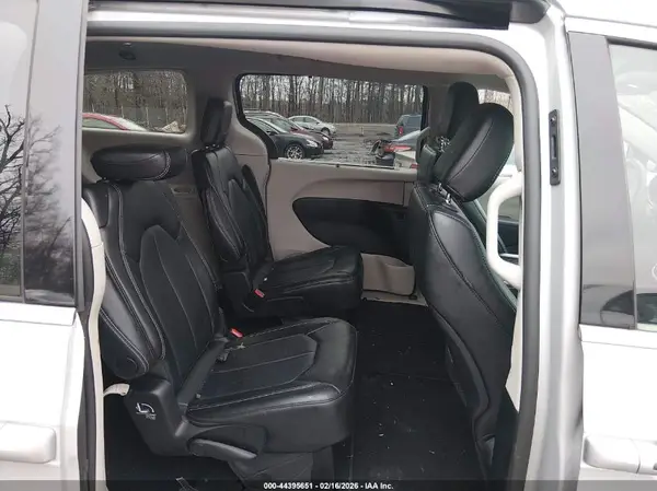 2C4RC1BG2RR162357 2024 CHRYSLER PACIFICA - Image 8