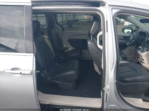 2C4RC1BG2RR171690 2024 CHRYSLER PACIFICA - Image 8