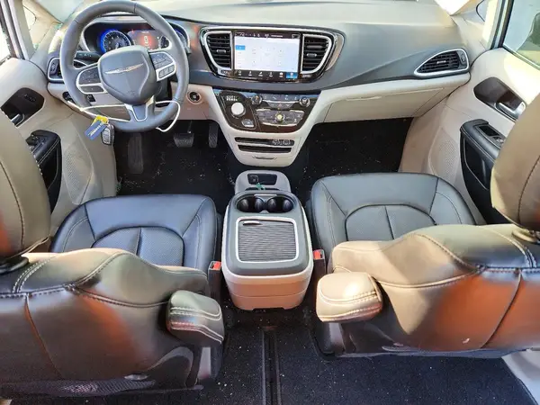 2C4RC1BG2RR171818 2024 CHRYSLER PACIFICA - Image 8