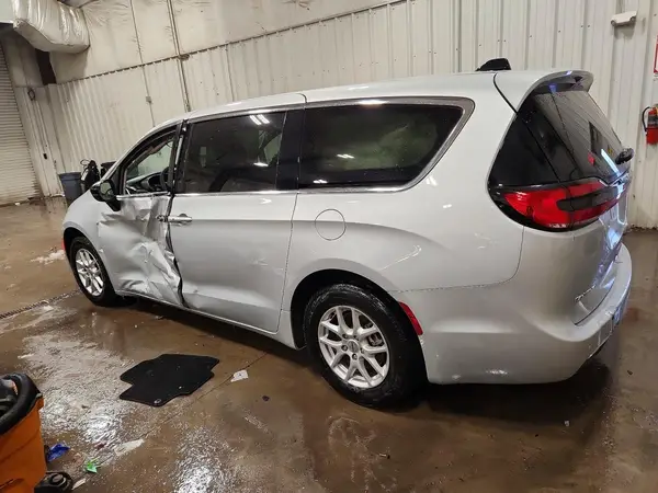 2C4RC1BG2RR173147 2024 CHRYSLER PACIFICA - Image 2