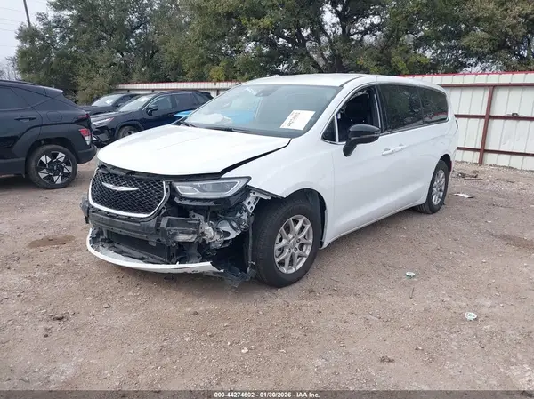 2C4RC1BG2SR502032 2025 CHRYSLER PACIFICA - Image 2