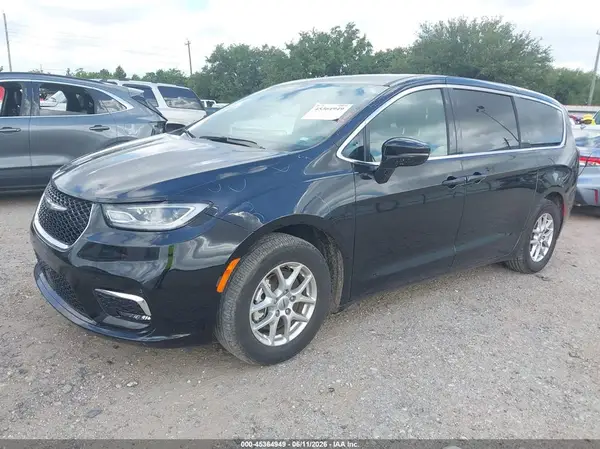 2C4RC1BG2SR530977 2025 CHRYSLER PACIFICA - Image 2