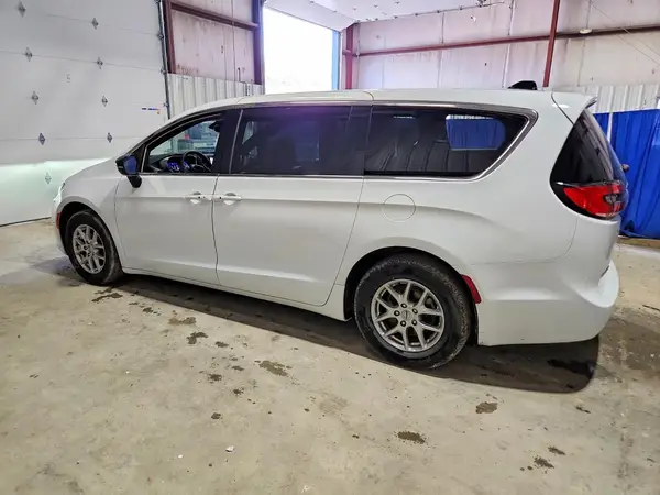 2C4RC1BG2SR553921 2025 CHRYSLER PACIFICA - Image 2