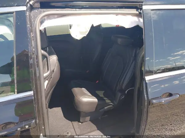 2C4RC1BG2SR566510 2025 CHRYSLER PACIFICA - Image 8