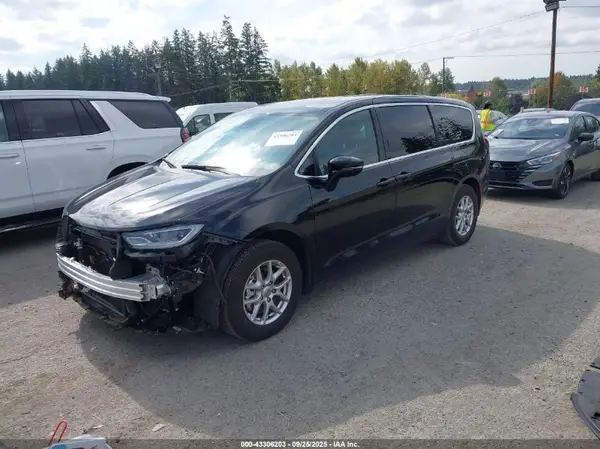 2C4RC1BG2SR570301 2025 CHRYSLER PACIFICA - Image 2