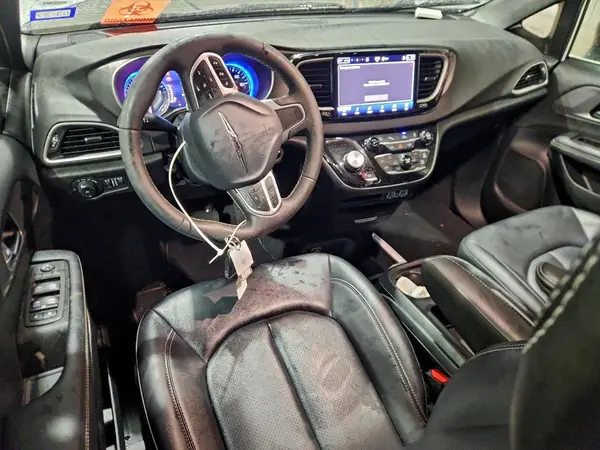 2C4RC1BG2SR574820 2025 CHRYSLER PACIFICA - Image 8