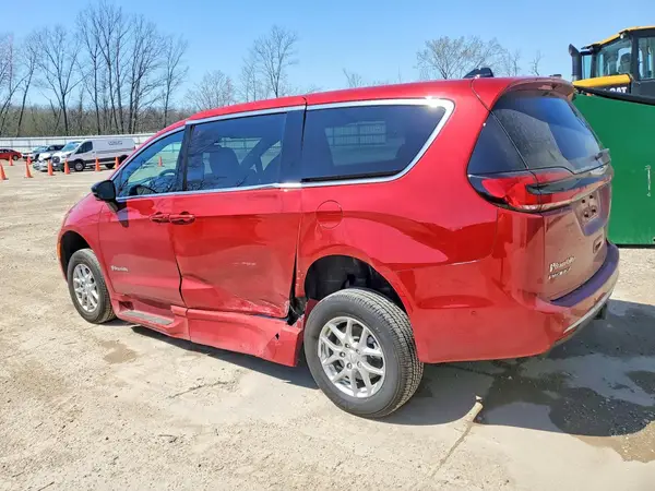 2C4RC1BG2SR586322 2025 CHRYSLER PACIFICA - Image 2