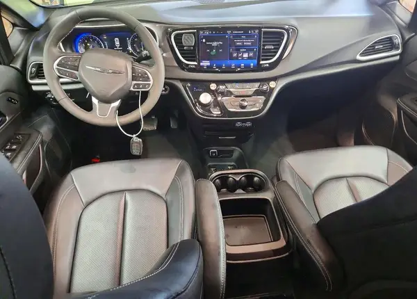 2C4RC1BG2SR612420 2025 CHRYSLER PACIFICA - Image 8