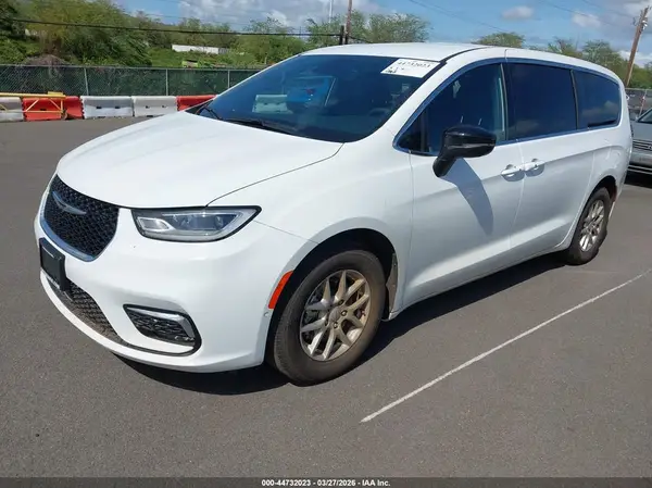 2C4RC1BG2TR153665 2026 CHRYSLER PACIFICA - Image 2